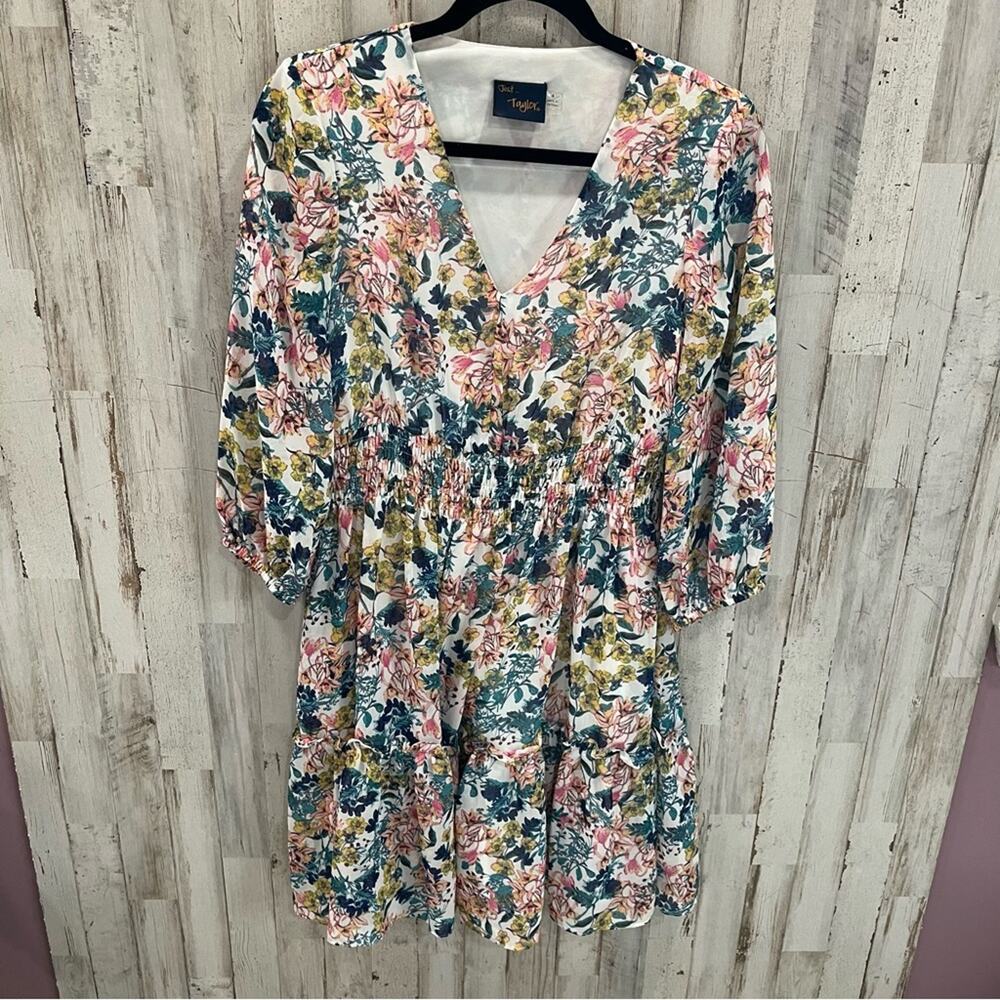 Just Taylor Floral 3/4 Sleeve Fit & Flare V Neck Dress